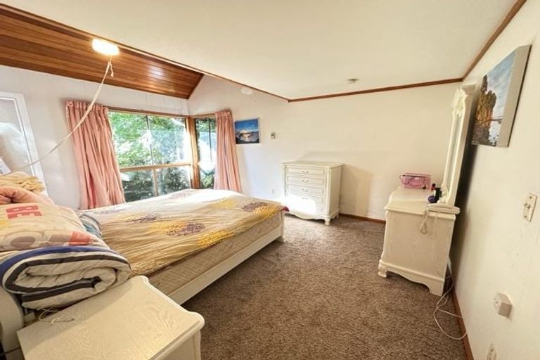 Photo of property in 48 Cheriton Road, Mellons Bay, Auckland, 2014