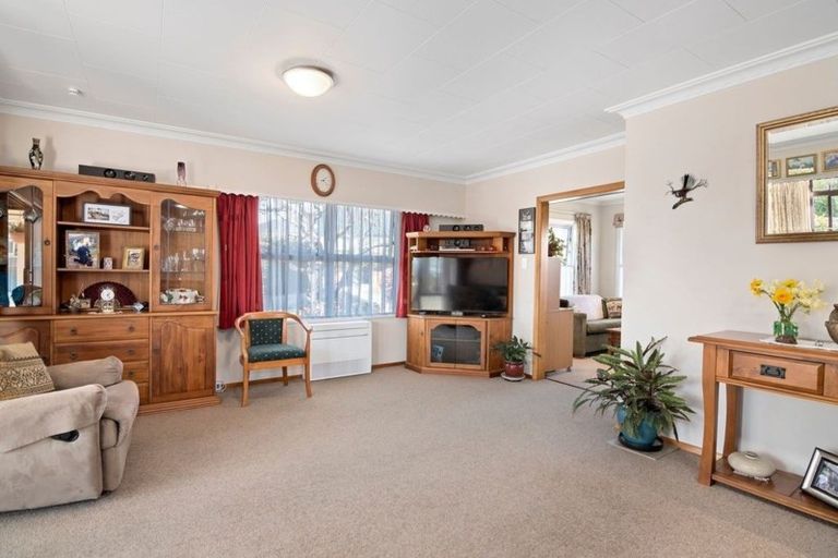 Photo of property in 22 Tennyson Crescent, Stoke, Nelson, 7011