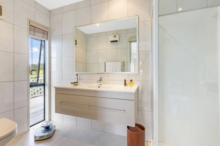 Photo of property in 7 Prospect Street, Russell, 0202