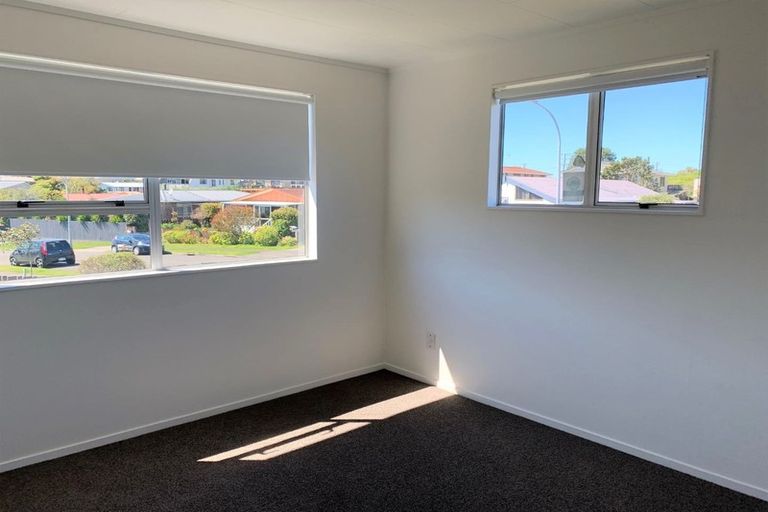Photo of property in 1/18 Culzean Grove, Bell Block, New Plymouth, 4312