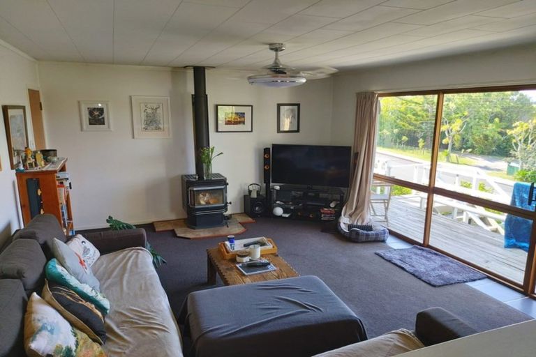 Photo of property in 17 Rautawhiri Road, Helensville, 0800