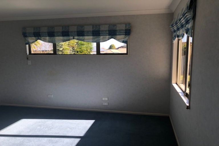 Photo of property in 25 Cranbrook Place, Rototuna North, Hamilton, 3210