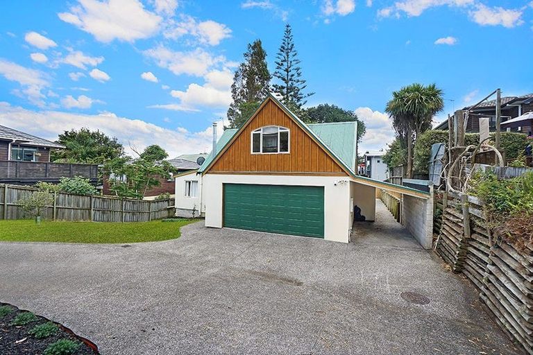 Photo of property in 33a Baird Street, Howick, Auckland, 2014