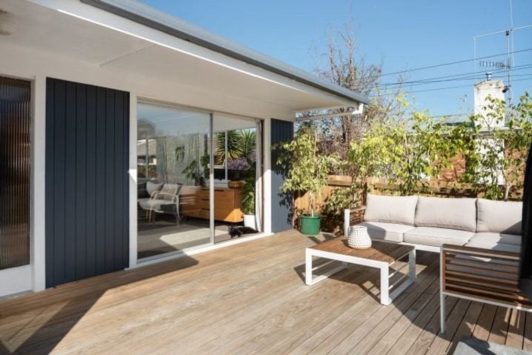 Photo of property in 16 Sharyn Place, Brookfield, Tauranga, 3110