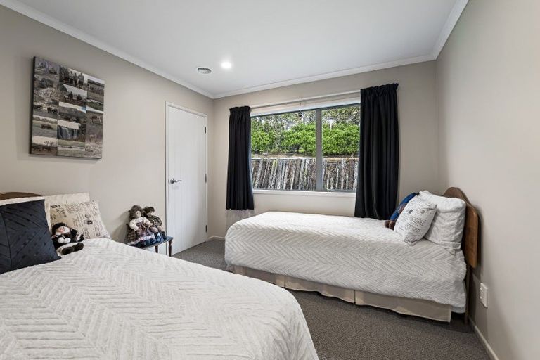 Photo of property in 11a Lemont Place, Westown, New Plymouth, 4310