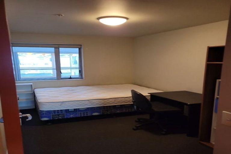 Photo of property in Cube Apartments, 5i/242 Taranaki Street, Mount Cook, Wellington, 6011