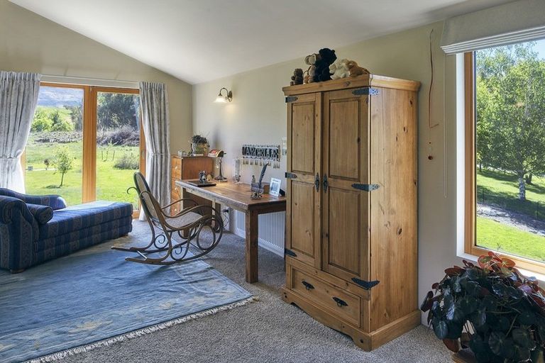 Photo of property in 62 Fitzpatrick Road, Dalefield, Queenstown, 9371