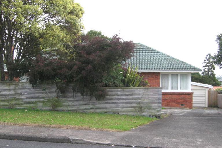 Photo of property in 40 Vera Road, Te Atatu South, Auckland, 0610
