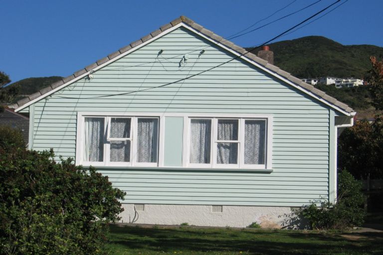 Photo of property in 15 Atua Street, Johnsonville, Wellington, 6037