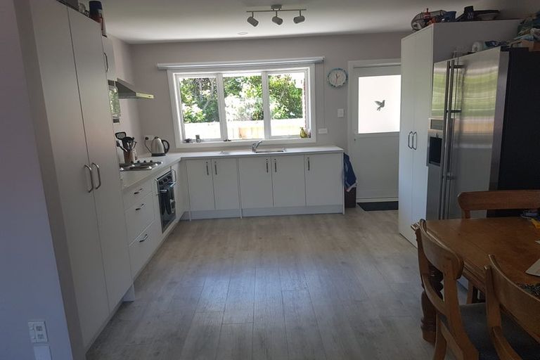 Photo of property in 2/10 Ryeland Avenue, Ilam, Christchurch, 8041