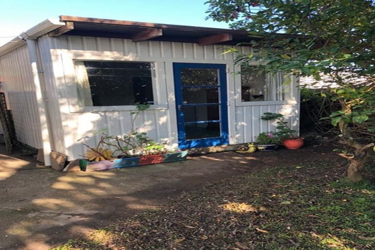 Photo of property in 11 Challinor Street, Pakuranga, Auckland, 2010