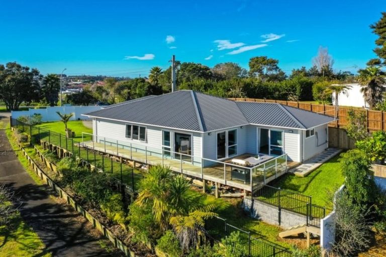 Photo of property in 112 Hibiscus Coast Highway, Red Beach, 0932