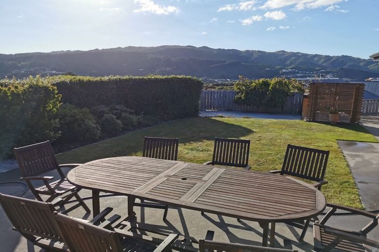 Photo of property in 103 Bing Lucas Drive, Tawa, Wellington, 5028