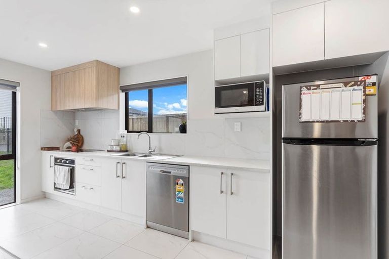 Photo of property in 23a Tributary Parade, Karaka, Papakura, 2113