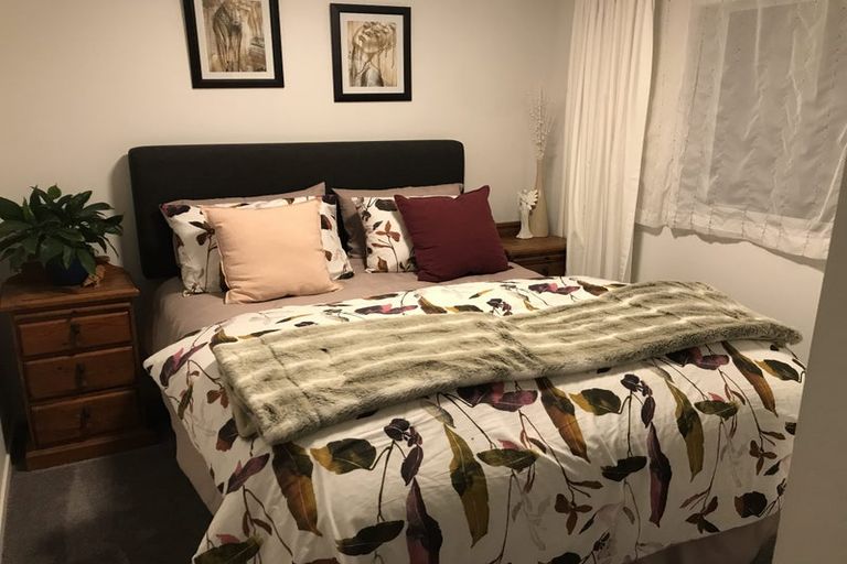 Photo of property in 3/28 Manly Esplanade, Browns Bay, Auckland, 0630