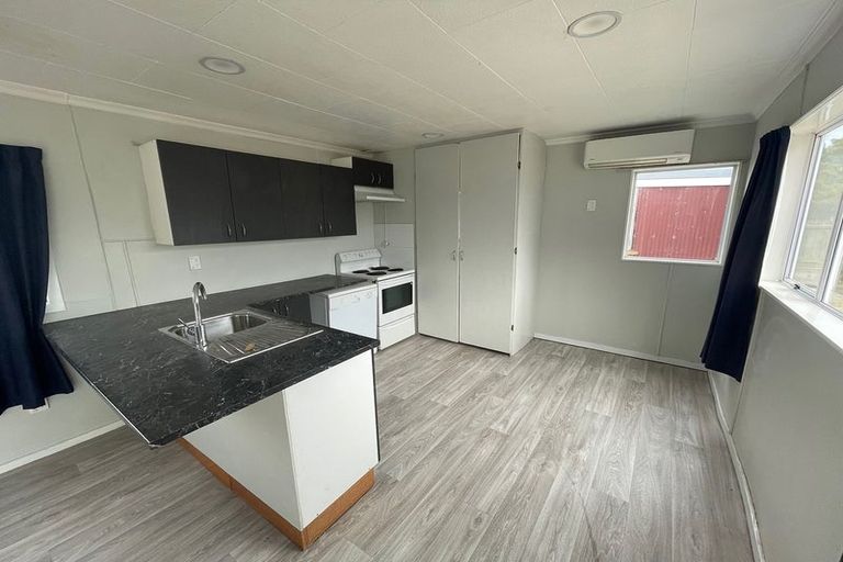 Photo of property in 122 Bay View Road, South Dunedin, Dunedin, 9012