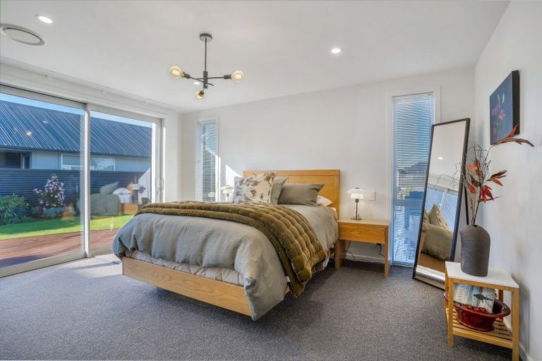 Photo of property in 60 Welsh Road, Winton, 9720