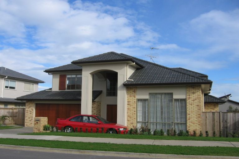 Photo of property in 11 Ainwick Road, Flat Bush, Auckland, 2016