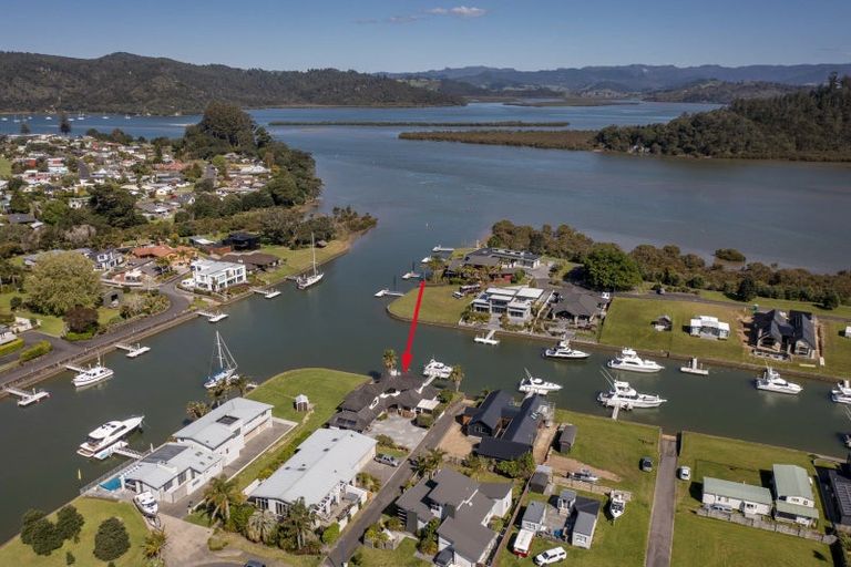 Photo of property in 143b South Highway West, Whitianga, 3510