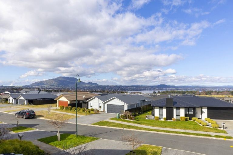 Photo of property in 28 Blue Dun Place, Nukuhau, 3330