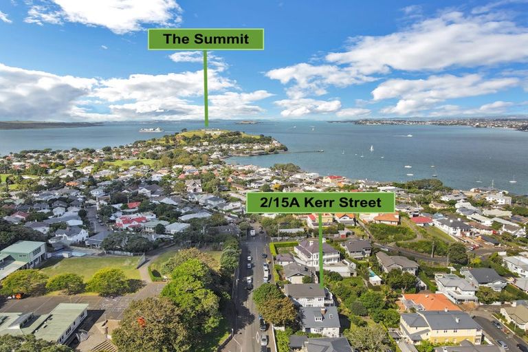 Photo of property in 2/15a Kerr Street, Devonport, Auckland, 0624
