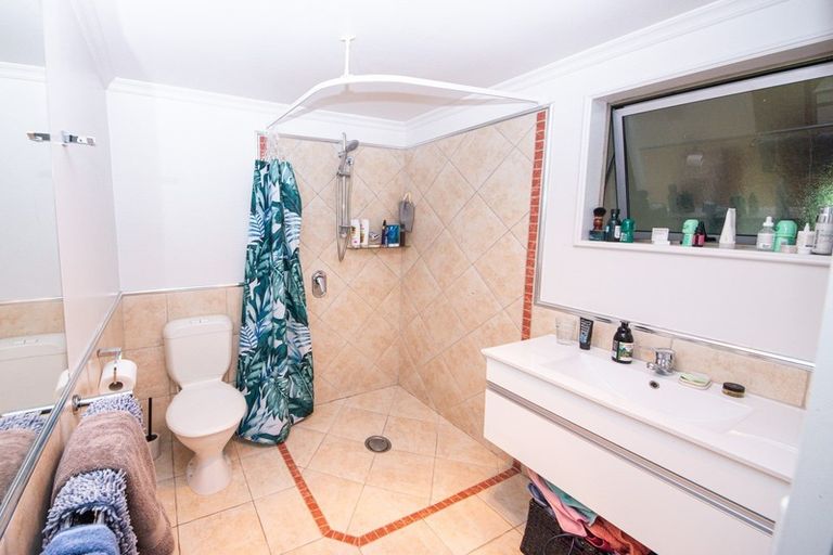 Photo of property in 14 Anderson Road, Wanaka, 9305