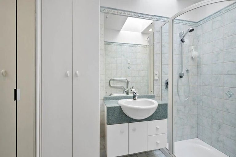 Photo of property in 1/2 The Esplanade, Eastern Beach, Auckland, 2012