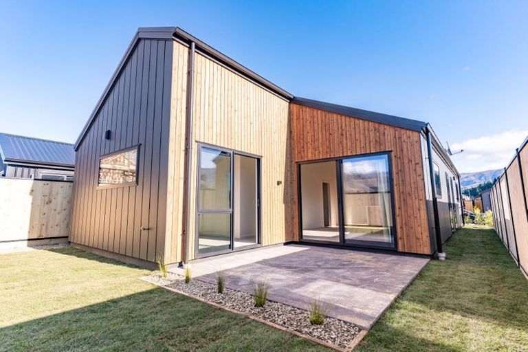 Photo of property in 6 Sandstorm Way, Cromwell, 9310