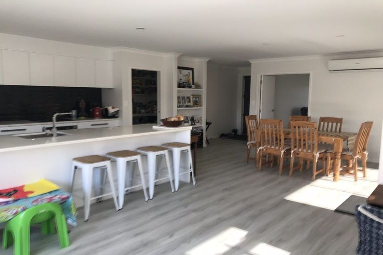 Photo of property in 37 Piata Street, Papamoa Beach, Papamoa, 3118