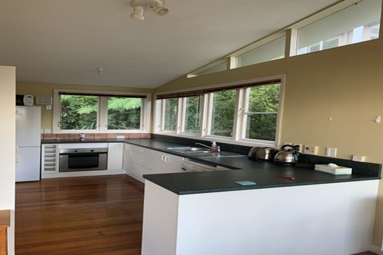 Photo of property in 43a Baroda Street, Khandallah, Wellington, 6035