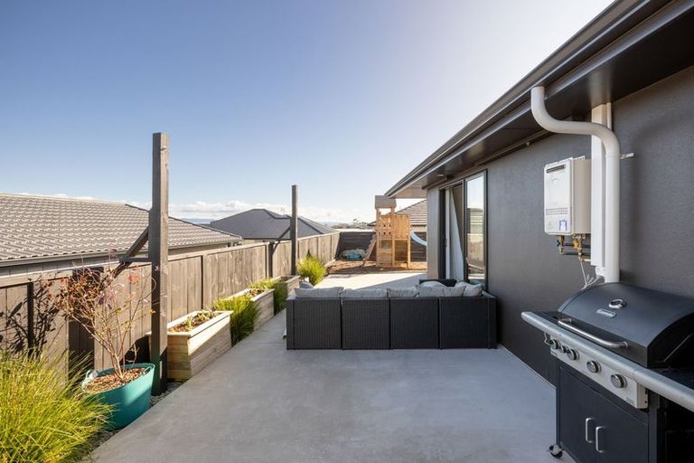 Photo of property in 14 Ridge Drive, Omokoroa, 3114