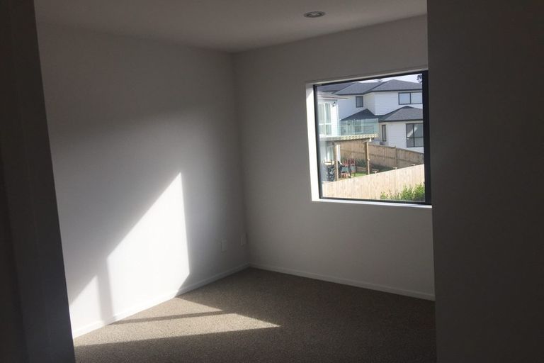 Photo of property in 12 Kanona Way, Albany Heights, Auckland, 0632
