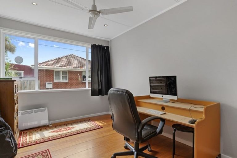 Photo of property in 23 Haultain Street, Fairfield, Hamilton, 3214