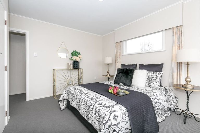 Photo of property in 45 Cecil Street, St Andrews, Hamilton, 3200