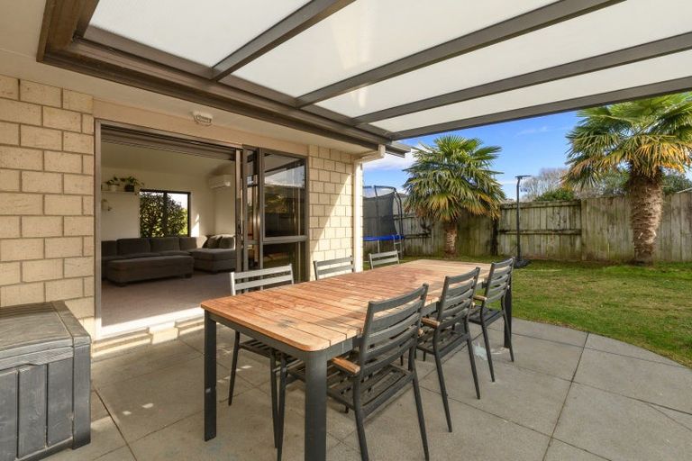 Photo of property in 18 Rosella Drive, Welcome Bay, Tauranga, 3112
