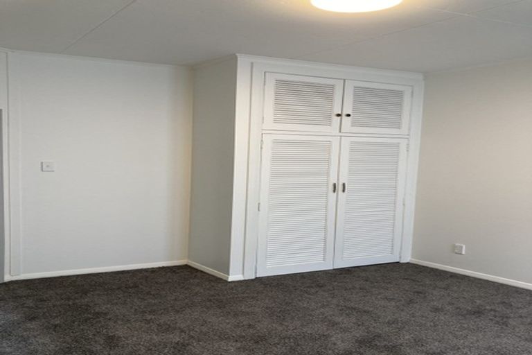 Photo of property in 88 Freyberg Street, Lyall Bay, Wellington, 6022