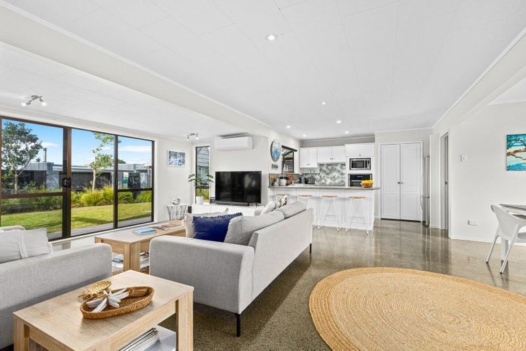 Photo of property in 12 Shamrock Crest, Omaha, 0986