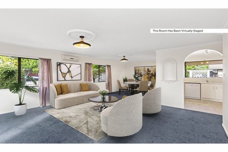 Photo of property in 2 Page Place, Hamilton East, Hamilton, 3216