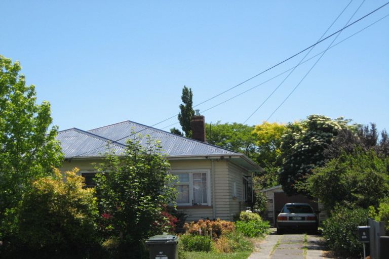 Photo of property in 9 Medway Street, Richmond, Christchurch, 8013