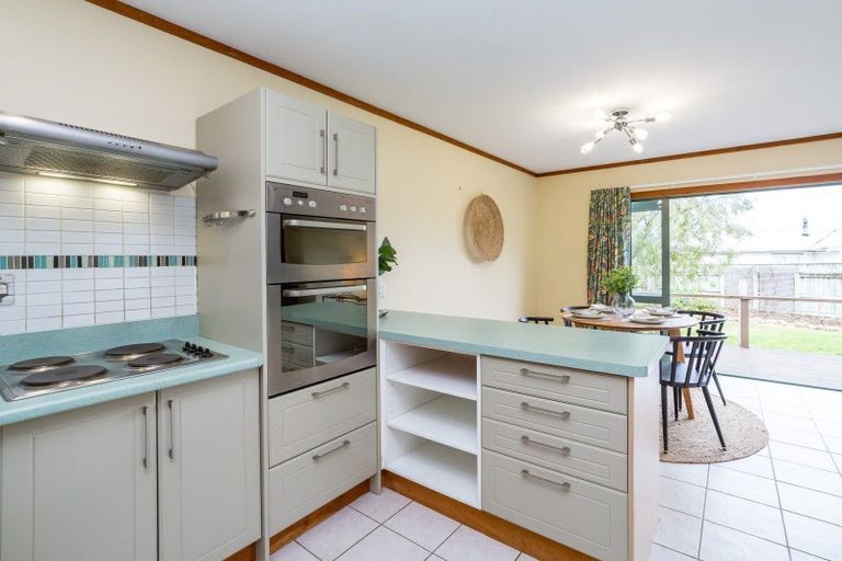 Photo of property in 3 Kowhai Grove, Featherston, 5710