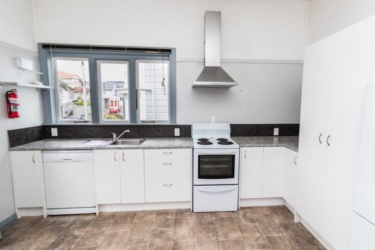 Photo of property in 101 Brougham Street, Mount Victoria, Wellington, 6011