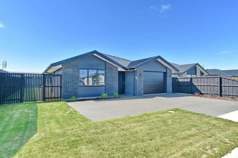 Photo of property in 16 Chambers Avenue, Woodend, 7610