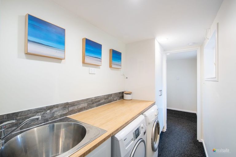 Photo of property in 31 Wyndham Road, Pinehaven, Upper Hutt, 5019