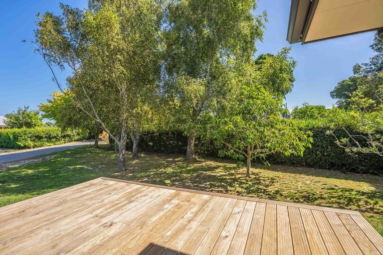 Photo of property in 62 Awanui Drive, Waikanae, 5036