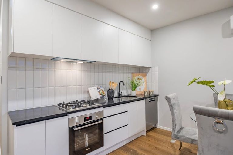 Photo of property in 12 Cutfield Lane, Kumeu, 0810