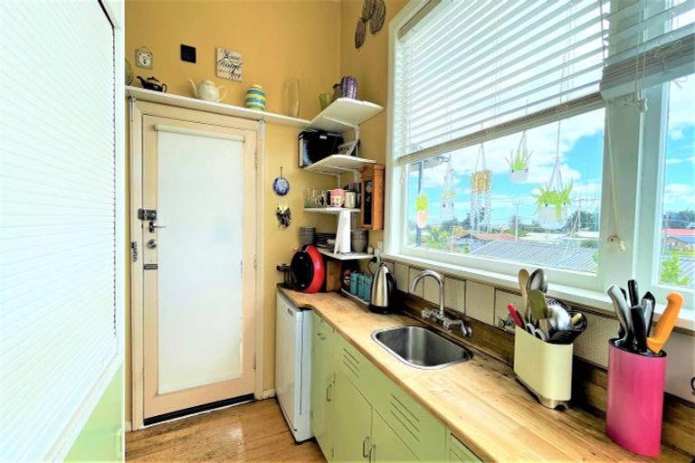 Photo of property in 72 Park Avenue, Waitarere Beach, Levin, 5510