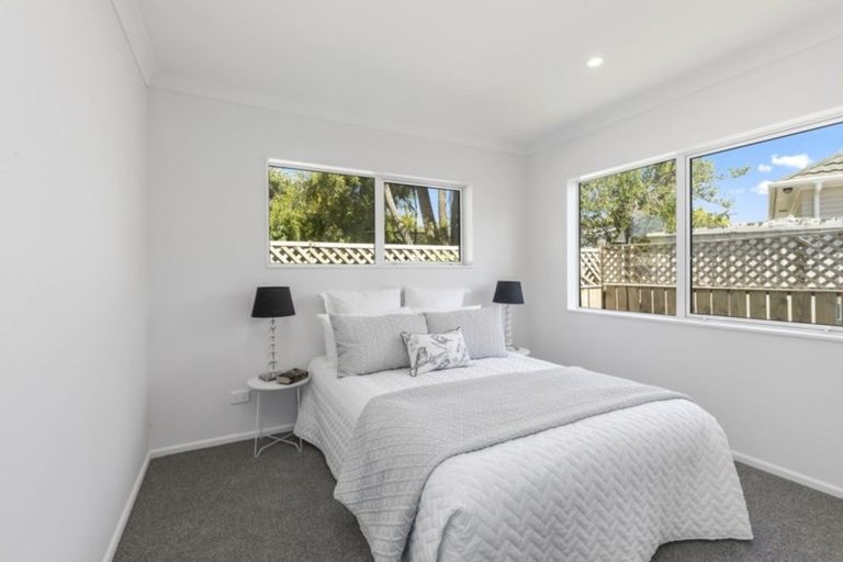 Photo of property in 38a Cambridge Terrace, Waiwhetu, Lower Hutt, 5010