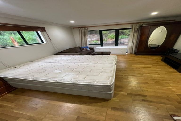 Photo of property in 6 David Beattie Place, Chatswood, Auckland, 0626