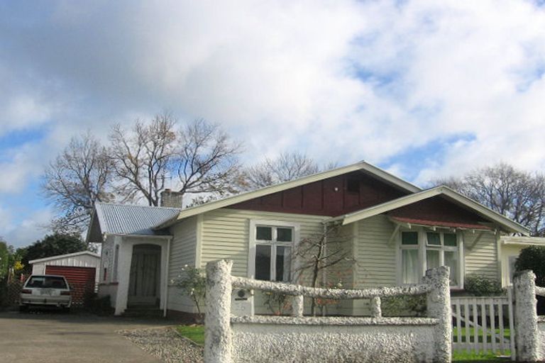Photo of property in 36 Shamrock Street, Takaro, Palmerston North, 4412