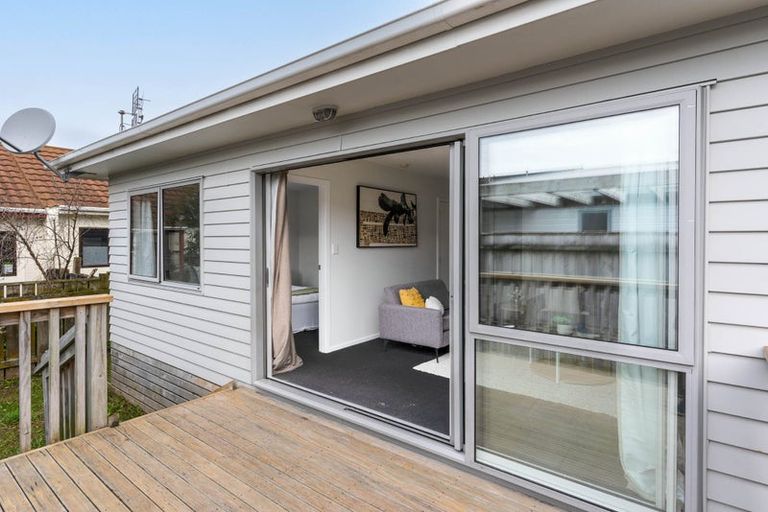 Photo of property in 7b Mclellan Street, Tawa, Wellington, 5028